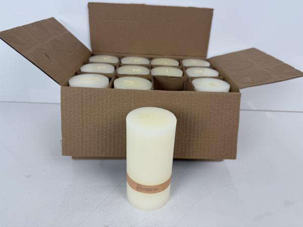 12x Essentials Kaars | Wit 7x14 cm