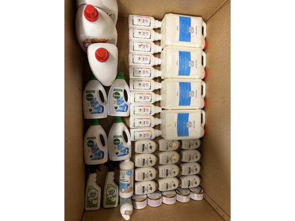 Partij Zeep En Schoonmaakartikelen 