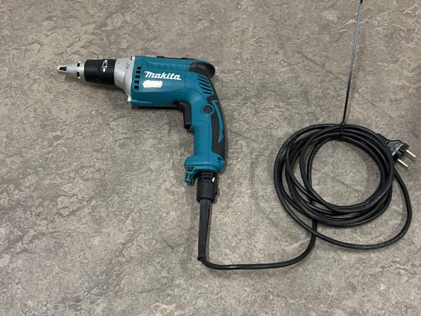 Makita schroevendraaier elektrisch FS6300R
