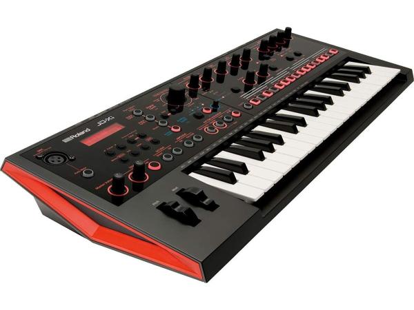 Roland JD-Xi Interactive Analog/Digital Synthesizer