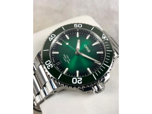 Oris Aquis Date Cal. 400 01 400 7769 4157-07 8 22 09PEB