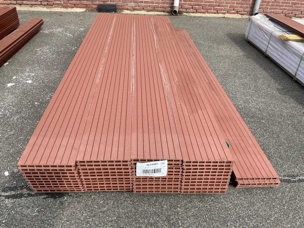 27-m²-composiet-vlonderplank-bruin-300x25x23-cm