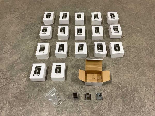 18x Beaux haak voor radiator vierkant 2x2x6cm Rodez chroom