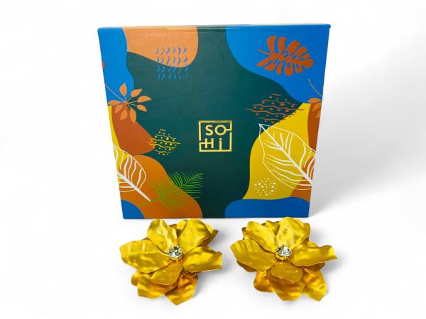 SOHI | 'Statement' Bloemen Oorbellen (Goud & Kristal)