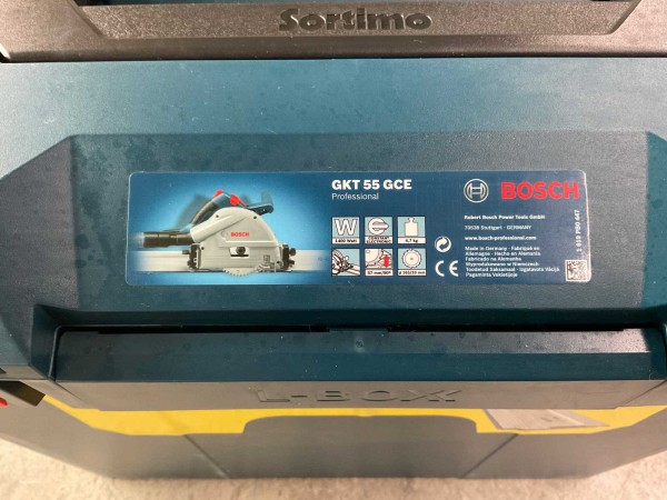 bosch-invalzaag-met-1400mm-geleiderail-gkt-55-gce