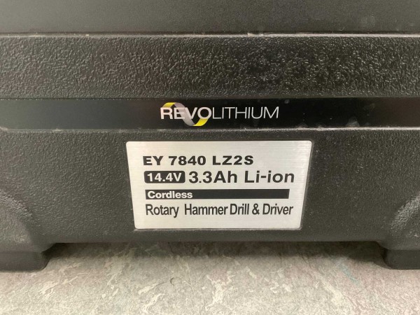 panasonic-klopboormachineset-ey7840