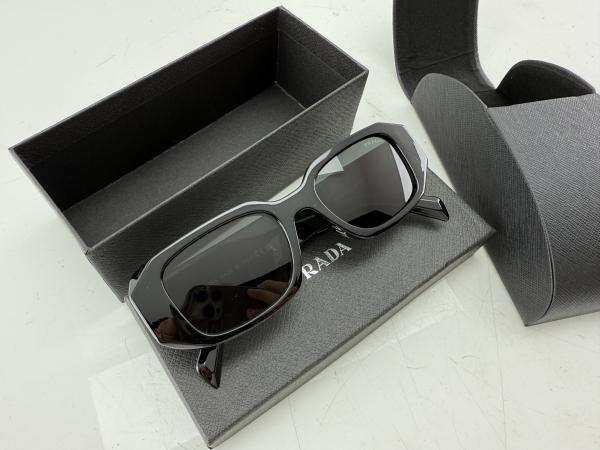 Prada Zonnebril (imitatie)