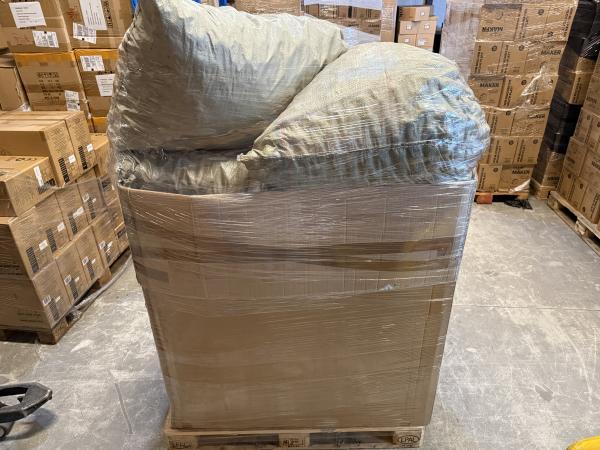 Volle Pallet Met Ballenbak ballen - speelballen 