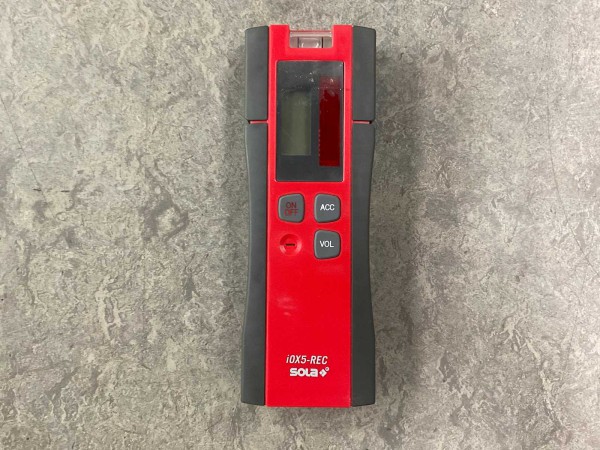 sola-handontvanger-lijn-en-punt-laser-iox5-qubo-iox5rec