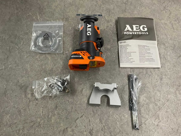 aeg-accu-bovenfreesmachine-18v-bof-18-bl0