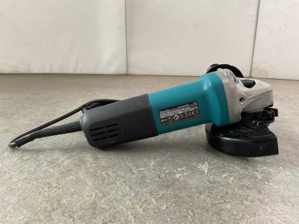 makita-9558hnrgk2-haakse-slijpmachine