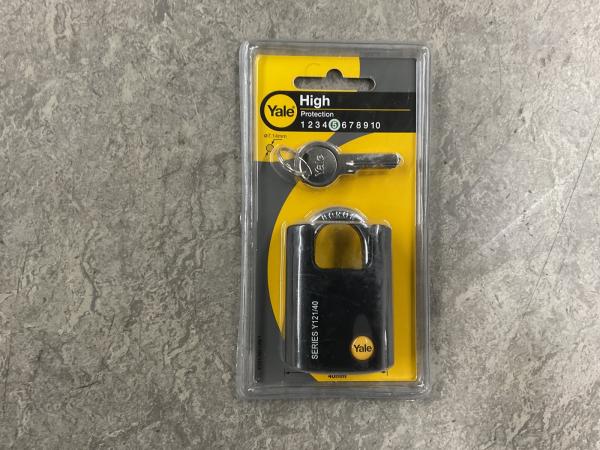 8x Yale - Y121/40/125/1 - hangslot messing 40 mm