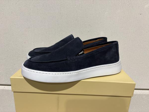 Sneaker & Slipper Veiling – Merkschoenen van o.a. Copenhagen en Philippe Model