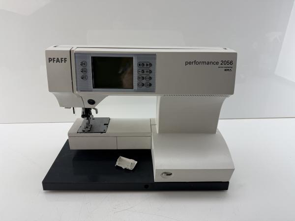 PFAFF Performance 2056 naaimachine
