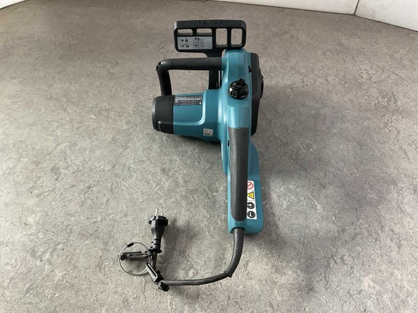 makita-uc4041a-kettingzaag-elektrisch