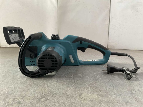 makita-uc4041a-kettingzaag-elektrisch