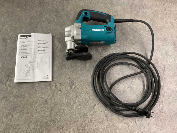 makita-js3201j-plaatschaar
