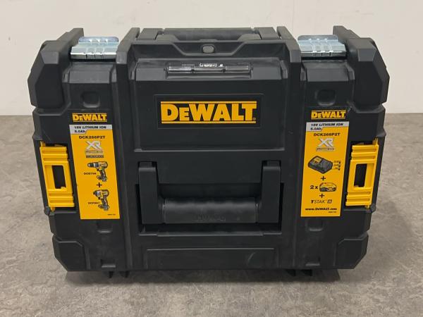 DeWALT gereedschapskoffer met inleg voor DCK266P2T
