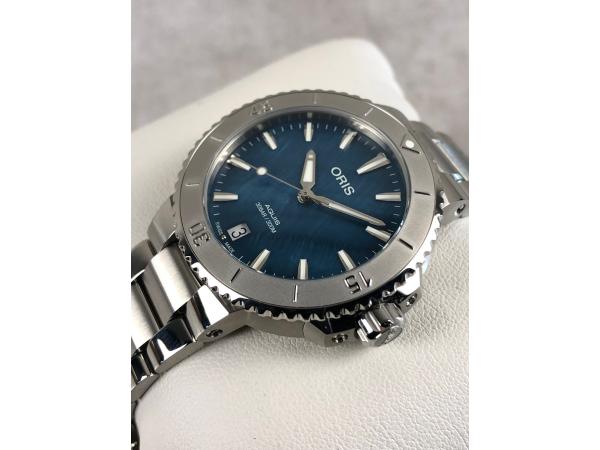 Oris Aquis Date Automatic 01 733 7770 4155-07 8 18 05P
