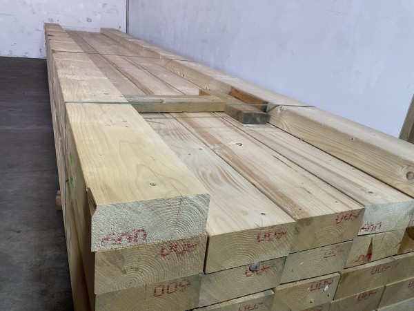 6x-vuren-balk-600x22x10-cm