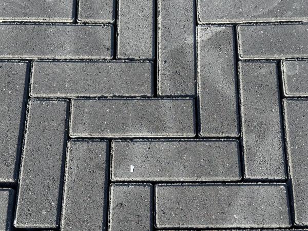 13 M2 Betonsteen Dikformaat Zwart Met Facet 21x6,8x8 Cm