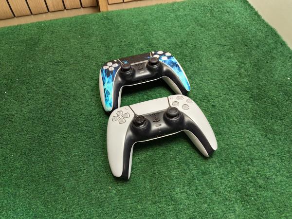 Sony Playstation 5 Dualsense Controllers X2 (STICKDRIFT)