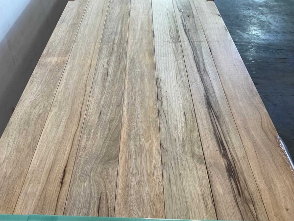 50x-wit-afrikaans-eikenhouten-plank-fraké-met-mes-en-groef-390x147x22-cm