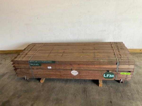 160x Azobé hardhouten tuinpaal gepunt 275x7x7cm