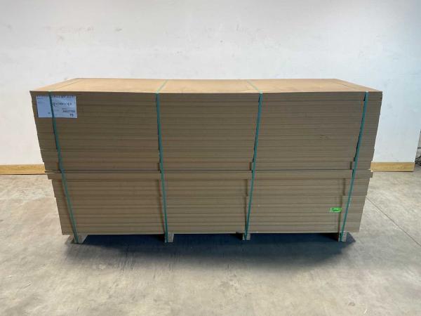 70x MDF plaat 2620x1008mm ongegrond 18mm