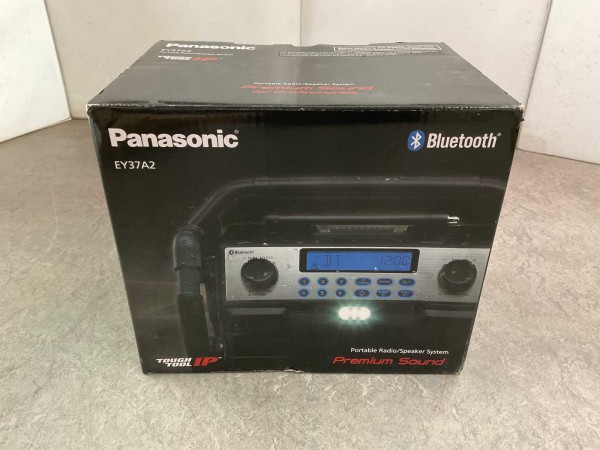 panasonic-bouwradio-netstroom-accu-ey37a2