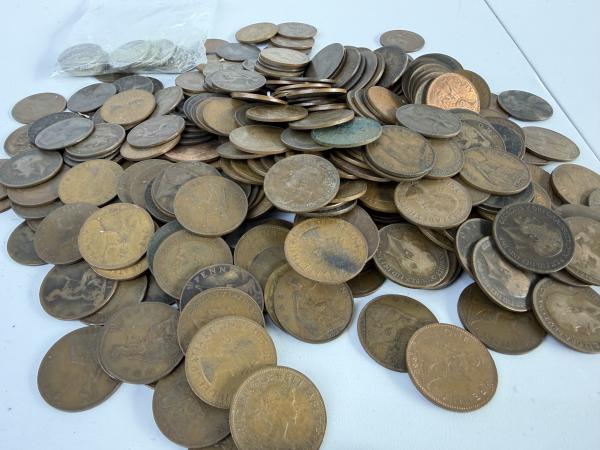 Exclusive 1960s ONE PENNY UK Coins Verzameling