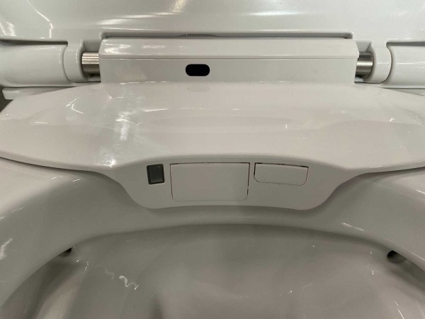 sub-brioso-rimless-high-tech-douch-toilet