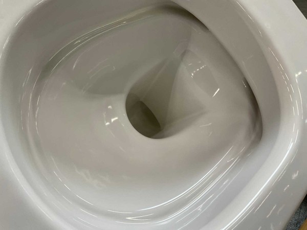 sub-opus-hangtoilet-softclose-quick-release