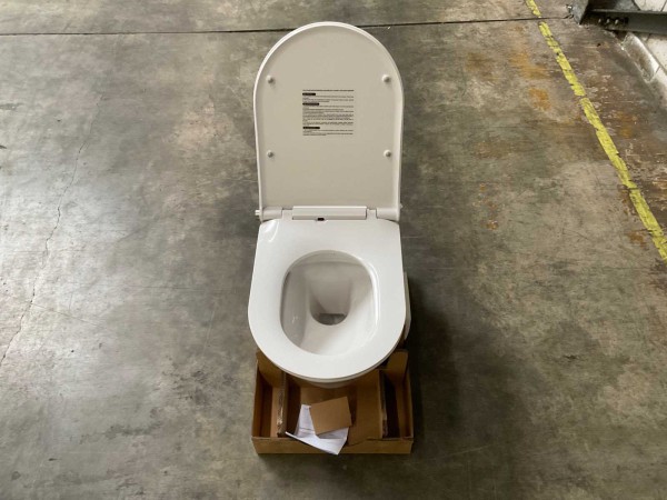 sub-brioso-rimless-high-tech-douche-toilet