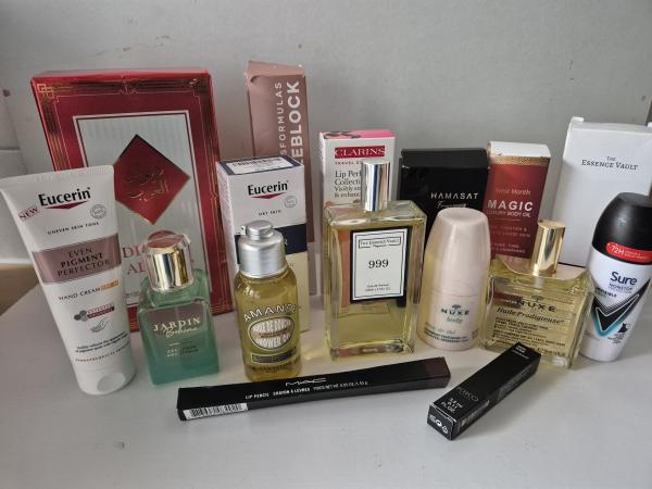 Diverse Cosmetica Produkten oa Geuren, Creme ea