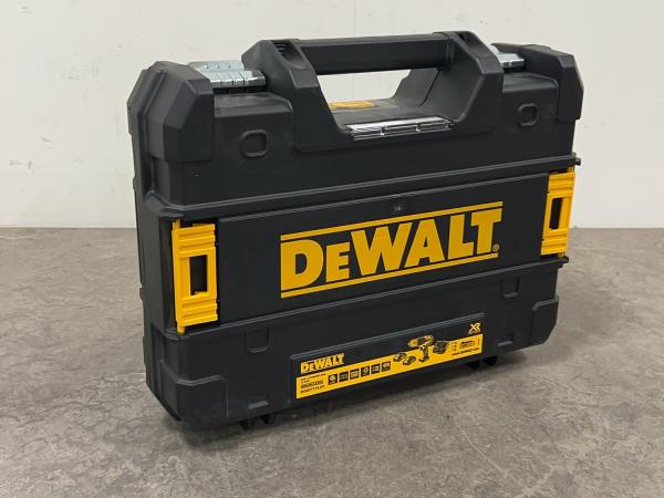 DeWalt koffer voor de DCD777