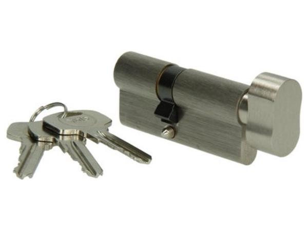 2x Yale knopcilinder 30/40mm Standard 500