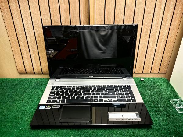 Acer Aspire V3-771G-53218G50 - In Nette Staat