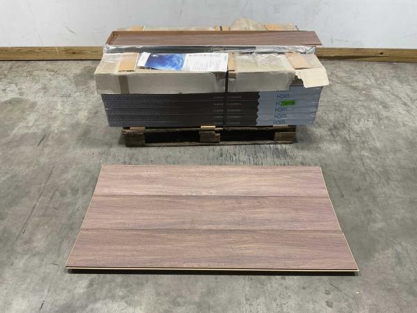 81,6m² Purity Stream rustieke walnoot laminaatvloer