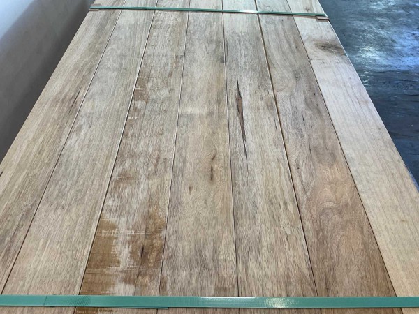 35x-wit-afrikaans-eikenhouten-plank-frak-met-mes-en-groef-360x147x22-cm