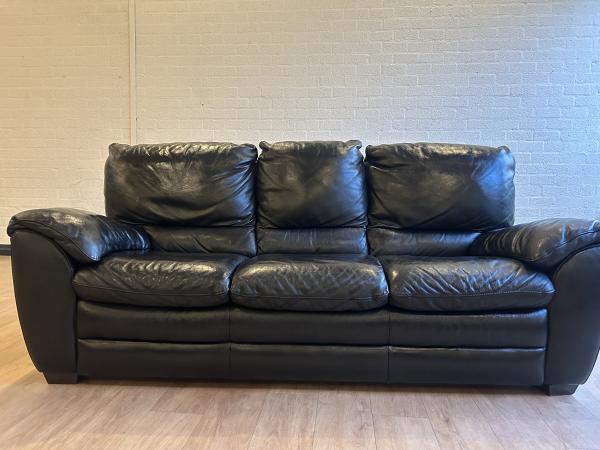 Zwarte Natuzzi 3,5 zitter