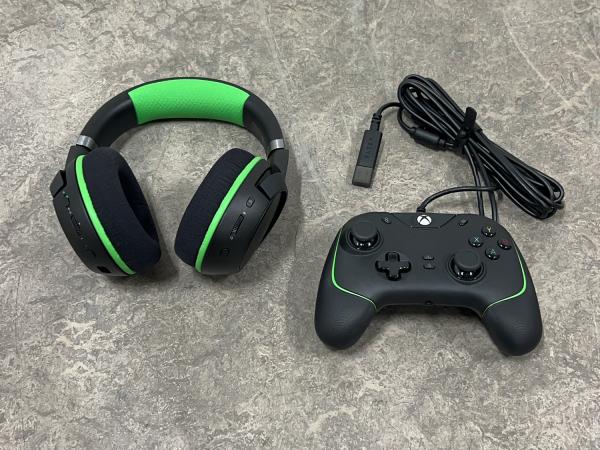 Razer headset en controller V2