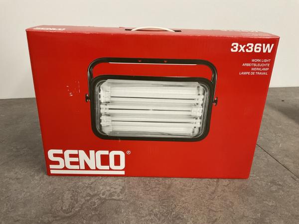 Senco bouwlamp 3x36 watt