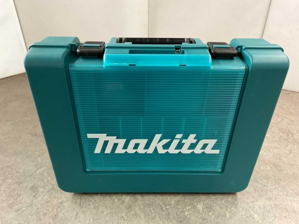 makita-dk1497a-combiset-voor-boren-en-schroeven