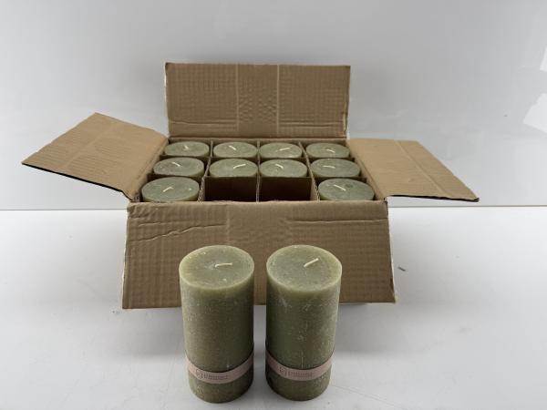 12x Essentials | Groene Kaarsen 7x14 cm 