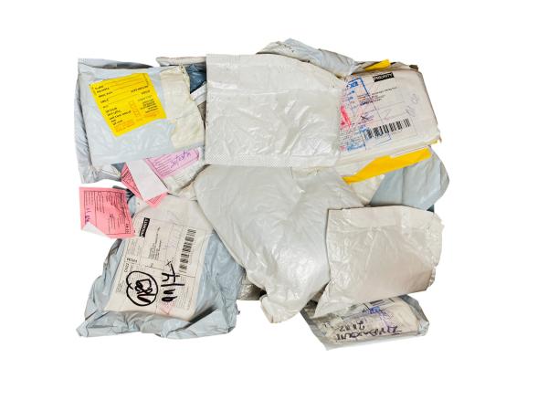 15x Ongeopende Postpakketten | Unclaimed & Returns