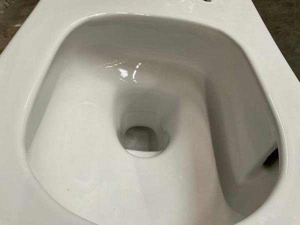 hatria-centrica-hangtoilet-spoelrandloos-35-x-55-cm