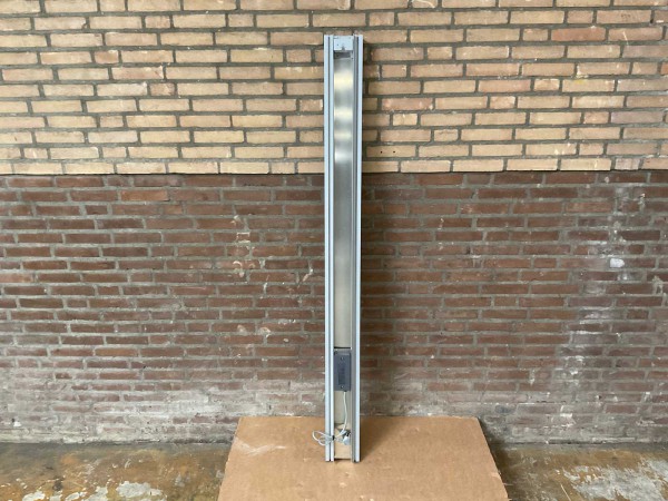 vasco-beams-mono-designradiator-180x15cm