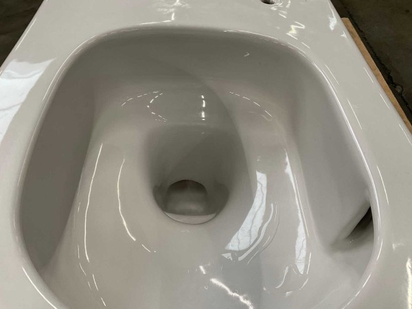 hatria-centrica-hangtoilet-spoelrandloos-35-x-55-cm