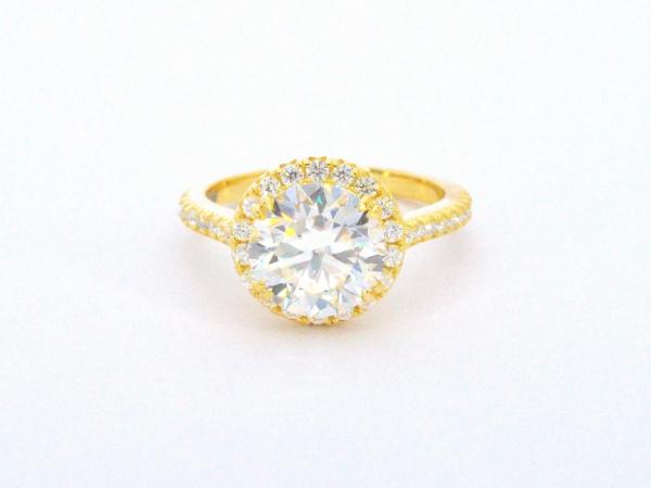 Entourage ring briljant moissaniet 3.00 carat